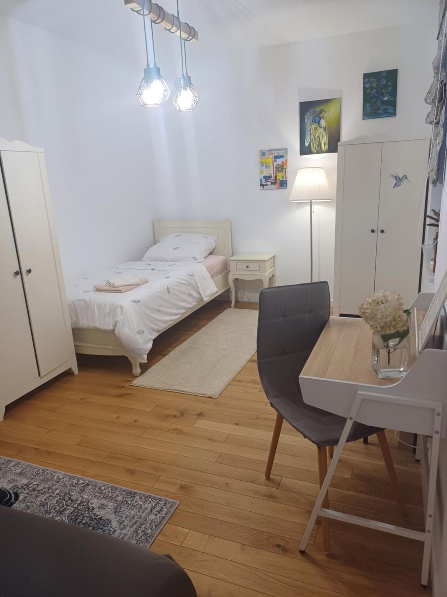 Kwatera prywatna Paprotka U Rozy 23 *